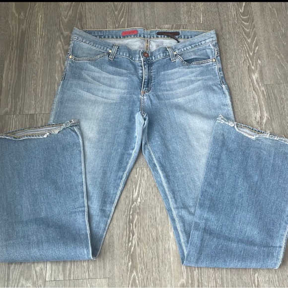 Vintage AG The Legend Lt. wash jeans- Size 32 - Picture 2 of 8